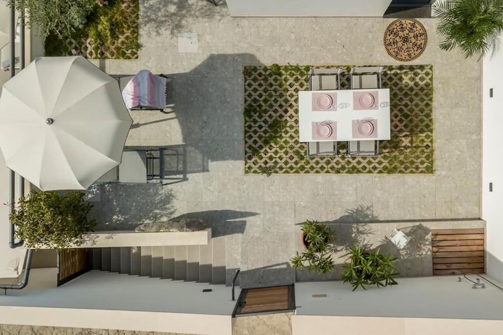 Holiday Home Lolina,Sea On A Palm! Heated Pool Trogir Exterior foto